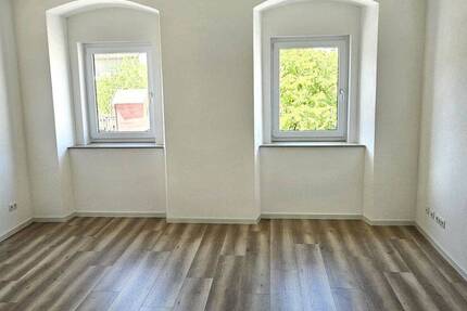 Wohnung Estenfeld - 2 Zimmer, 51 m&sup2;, 668&euro; | Angebot:26825345