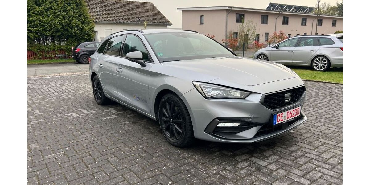 Seat Leon 92.684 km 19.890 &euro; Celle 29229