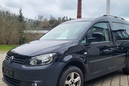 VW Caddy 227.000 km 5.750 &euro; ROTTWEIL 78628