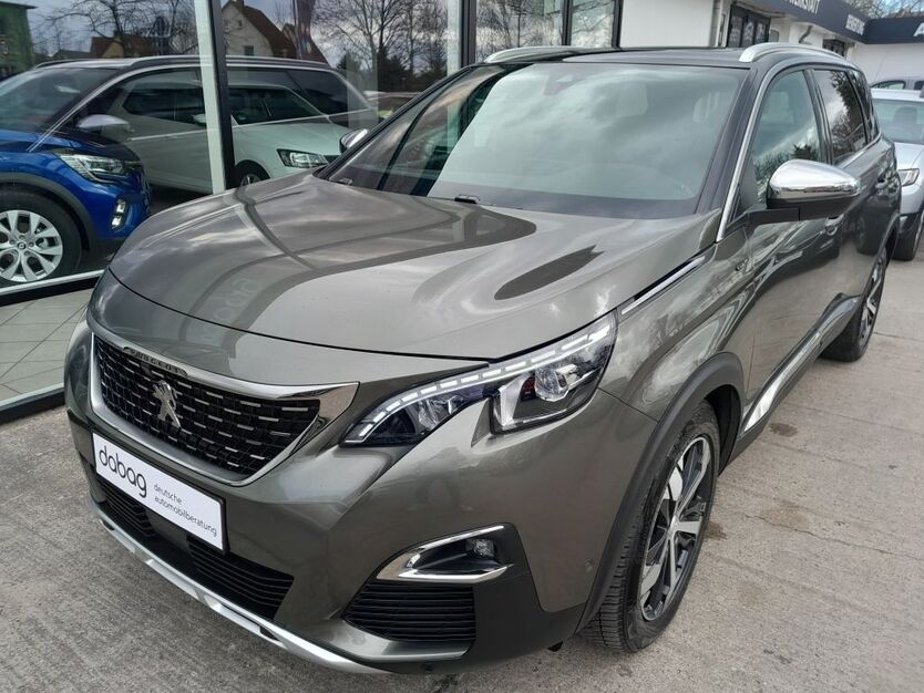 Peugeot 5008 122.377 km 24.990 € Oranienburg OT Germendorf 16515