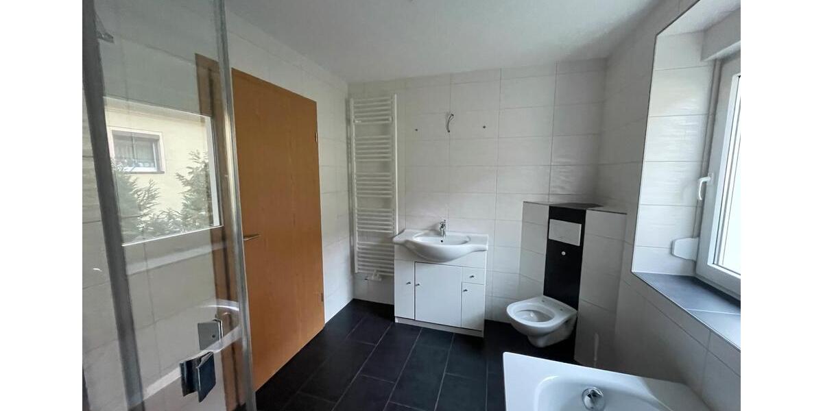 Terrassenwohnung Weinböhla - 3.5 Zimmer, 109 m&sup2;, 1.035&euro; | Angebot:26665619
