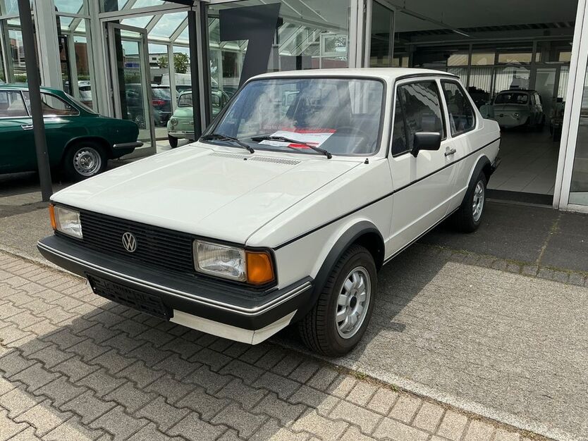 VW Jetta 7.076 km 15.490 € Düsseldorf 40591