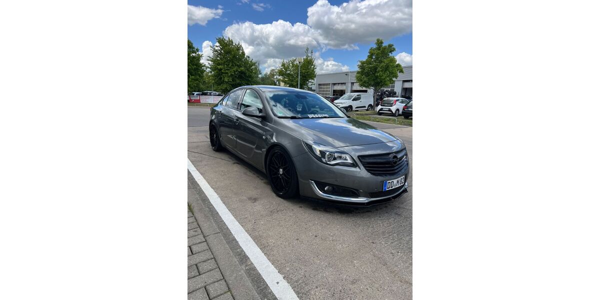 Opel Insignia 156.000 km 8.550 &euro; Dresden 01127