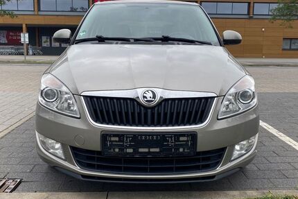 Skoda Fabia 124.500 km 5.400 &euro; Leipzig 04249