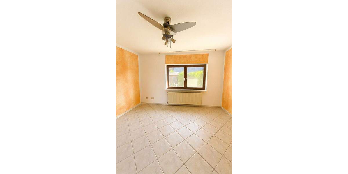 Reihenmittelhaus Bammental - 5 Zimmer, 197 m&sup2;, 449.000&euro; | Angebot:25657612