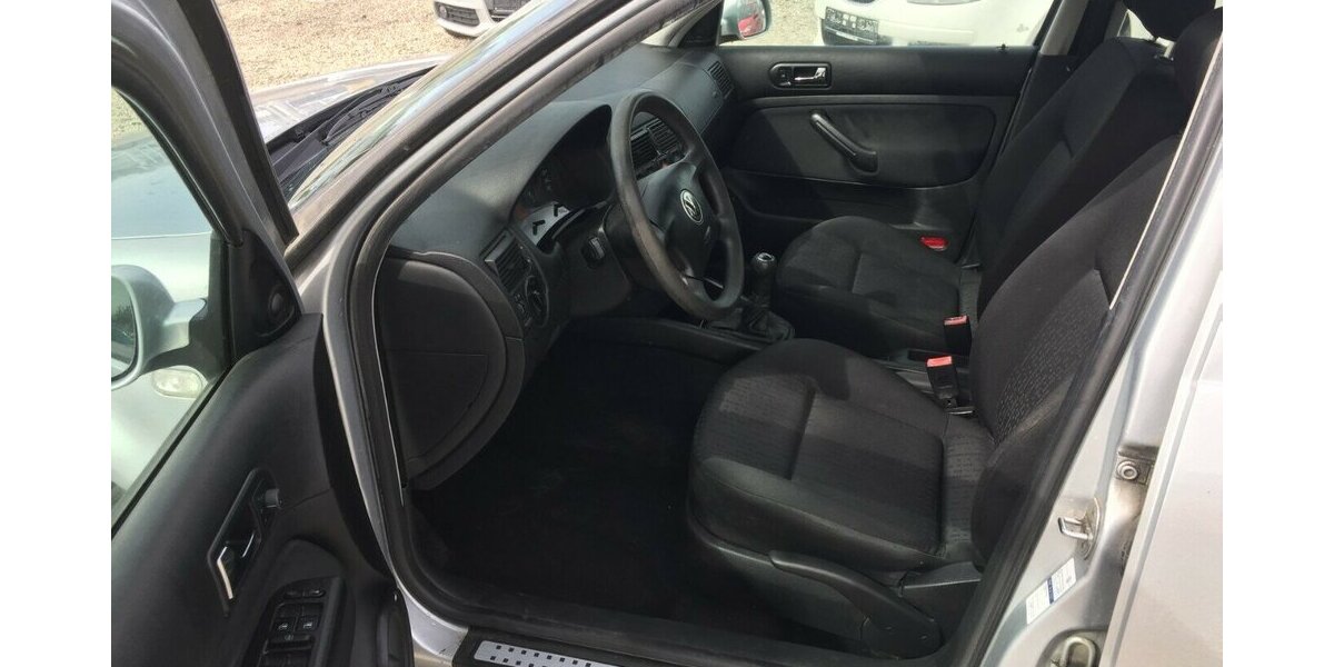 VW Golf TDi,Champ,Klima,1 Hd.,Tüv Neu 223.000 km 2.450 &euro; Himmelkron 95502
