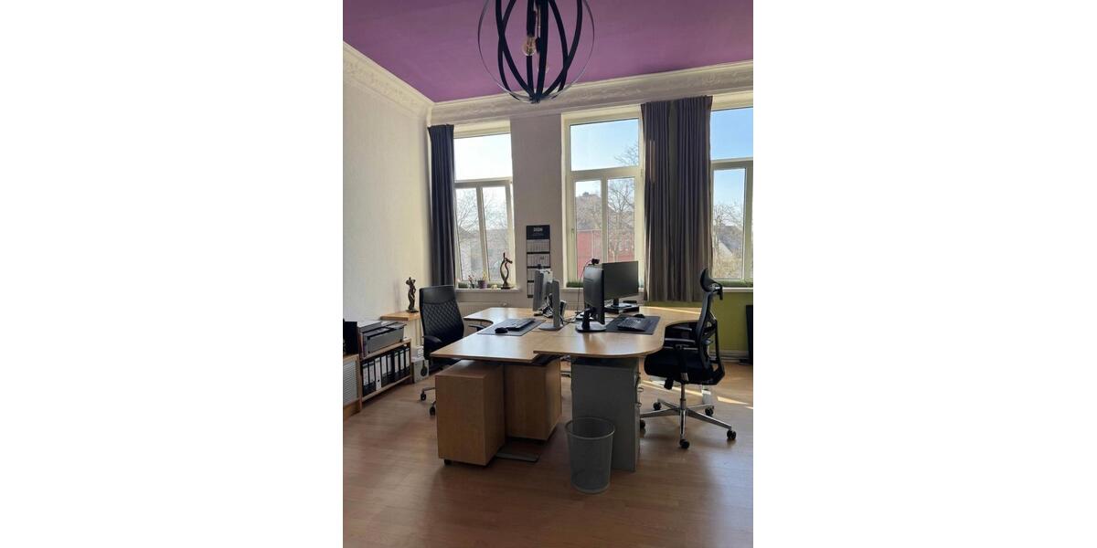 Etagenwohnung Nienburg (Weser) - 6 Zimmer, 186 m&sup2;, 325&euro; | Angebot:26058537