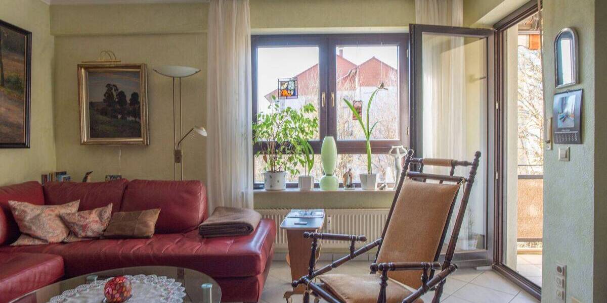 Etagenwohnung Steinbach (Taunus) - 3 Zimmer, 79 m&sup2;, 325.000&euro; | Angebot:26017481