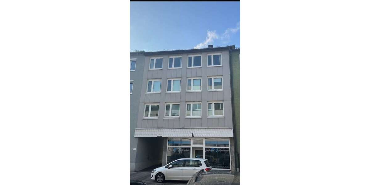 Haus zum Kaufen in Neu-Ulm 1.200.000 € 224.7 m² 9 zimmer