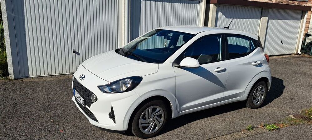 i10