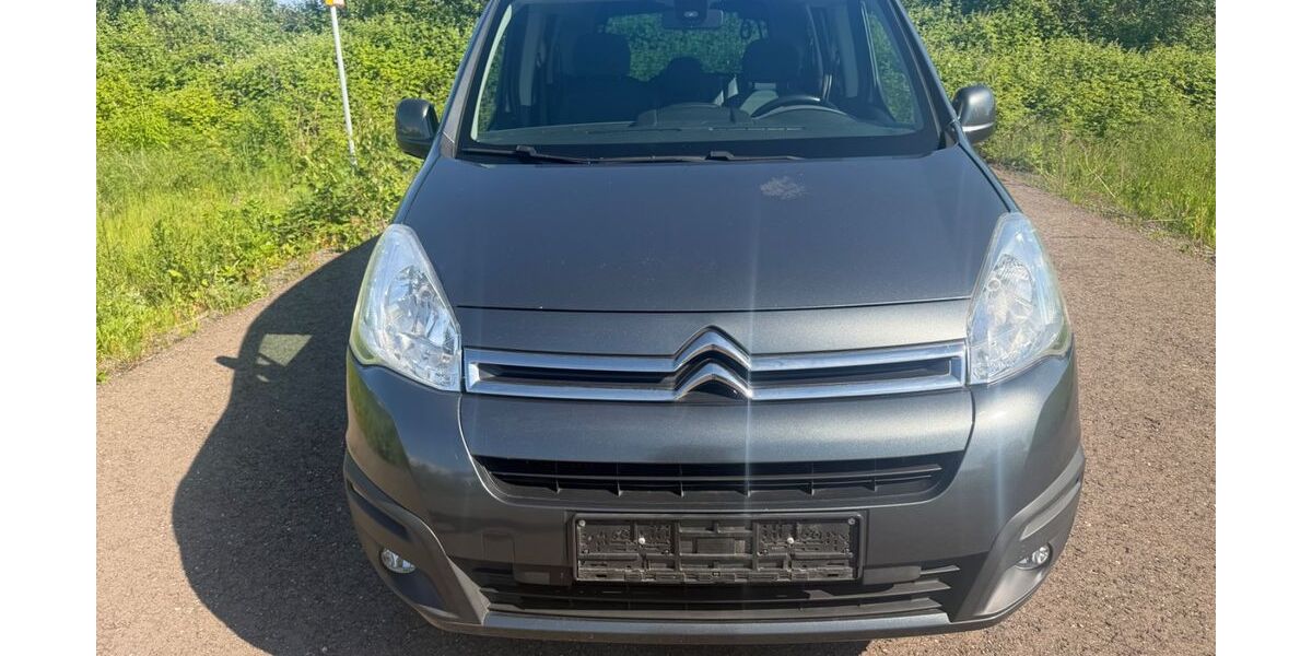 Citroen Berlingo 83.000 km 7.950 &euro; Köln/Poll 51105