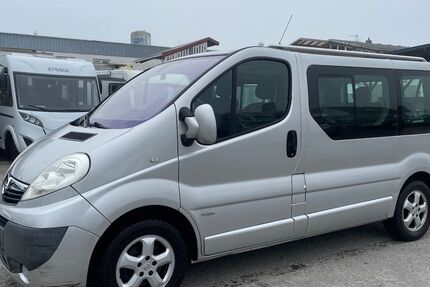 Opel Vivaro 106.000 km 12.900 &euro; Karlstadt am Main 97753