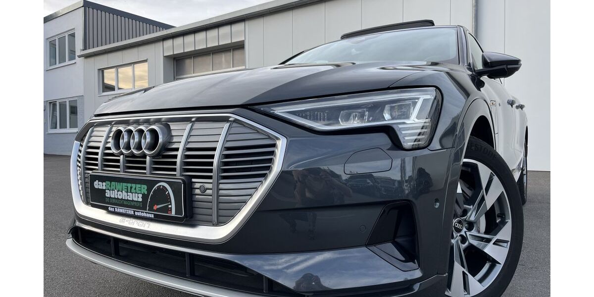 Audi e-tron 39.741 km 30.860 &euro; Marktredwitz 95615