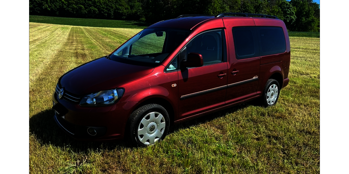 VW Caddy Maxi 282.300 km 8.900 &euro; Rentweinsdorf 96184