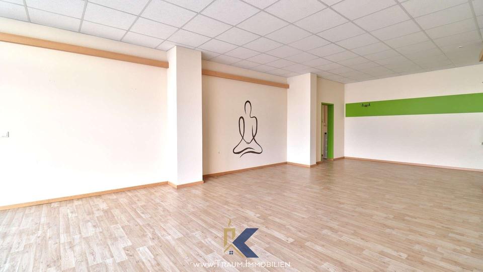 Ihr neuer Erfolgspunkt – Vielseitige Gewerbefläche wartet auf Sie zimmer