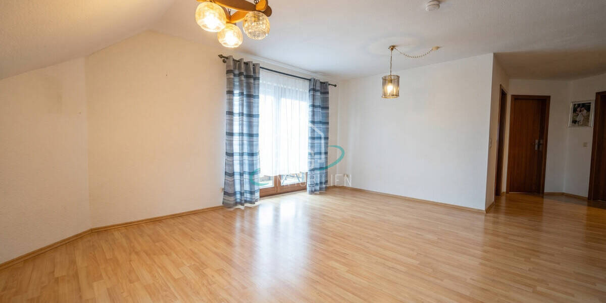 Etagenwohnung Gaildorf-Unterrot Unterrot - 3 Zimmer, 95 m&sup2;, 189.000&euro; | Angebot:26358786