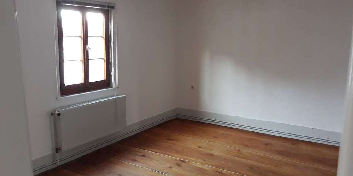 Etagenwohnung Hechingen - 5 Zimmer, 105 m&sup2;, 600&euro; | Angebot:25429421