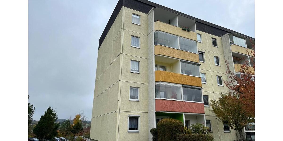 3-Zimmer Wohnung mit Balkon in Lößnitz zu verkaufen 3 zimmer