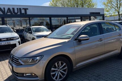 VW Passat 42.662 km 16.990 &euro; Elsterwerda 04910