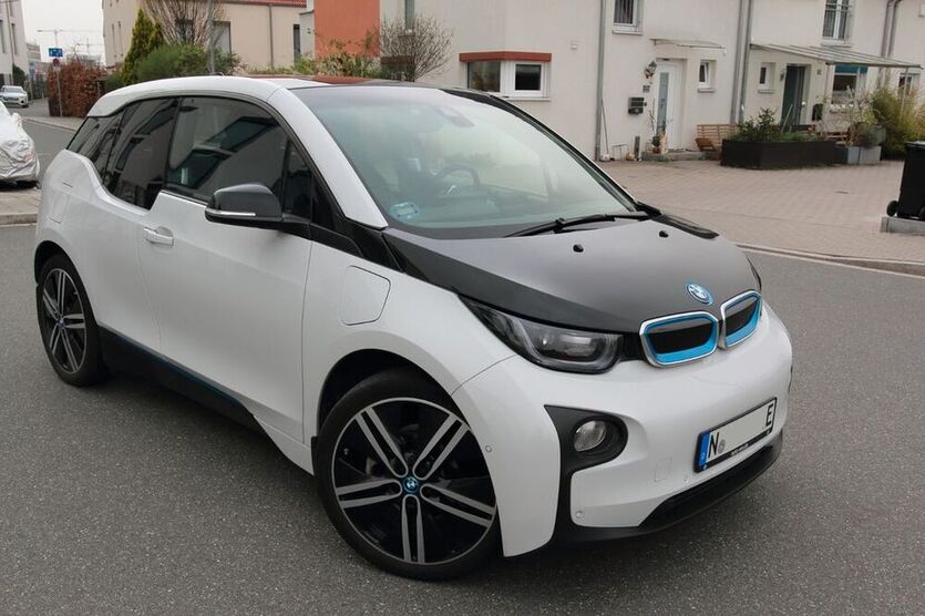 i3