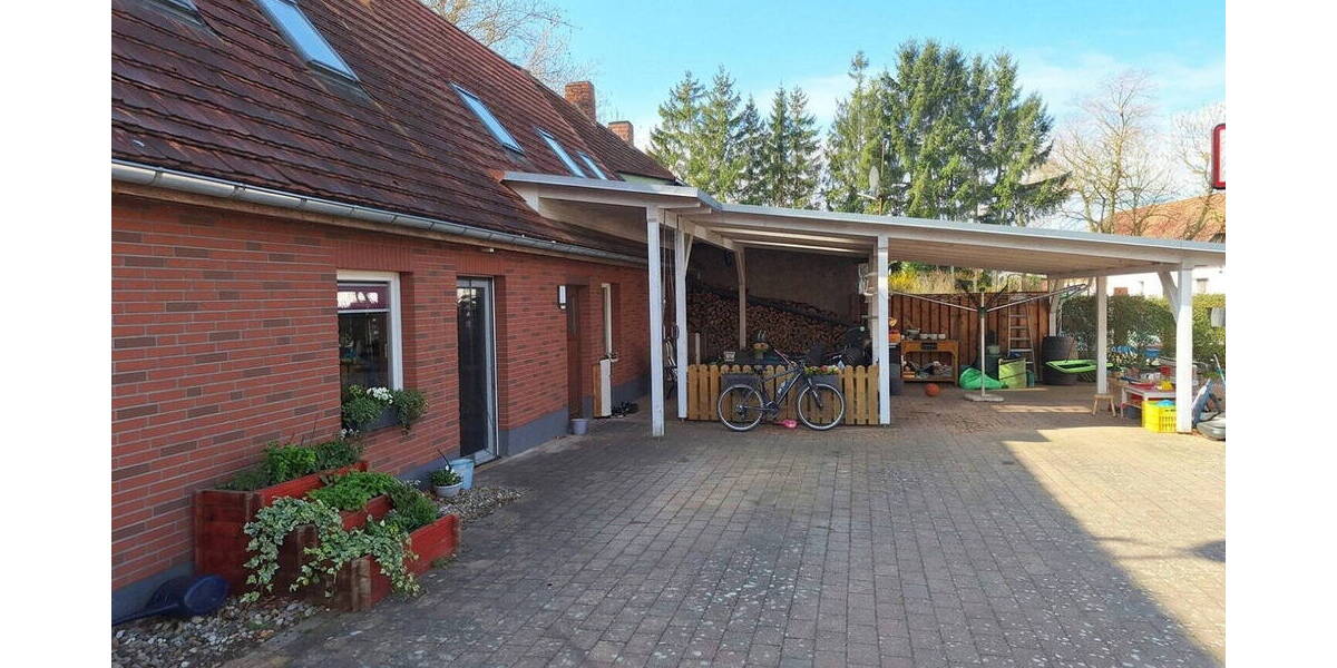 Doppelhaushälfte Dobbertin - 6 Zimmer, 200 m&sup2;, 269.000&euro; | Angebot:26244054