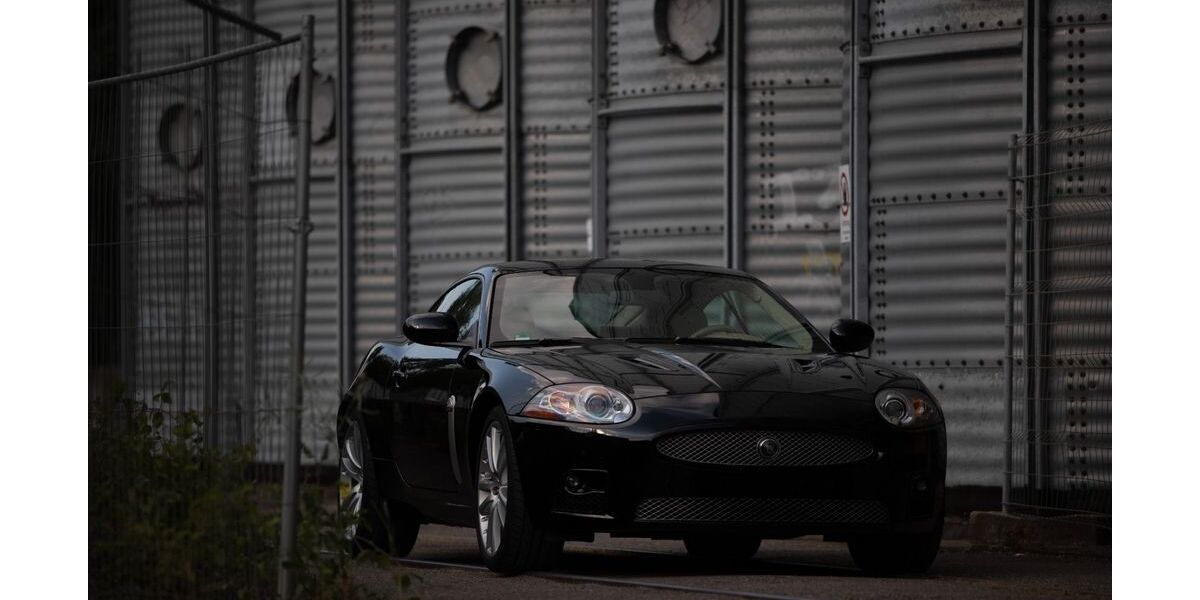 Jaguar XKR 69.683 km 32.500 &euro; Burgrieden-Rot 88483