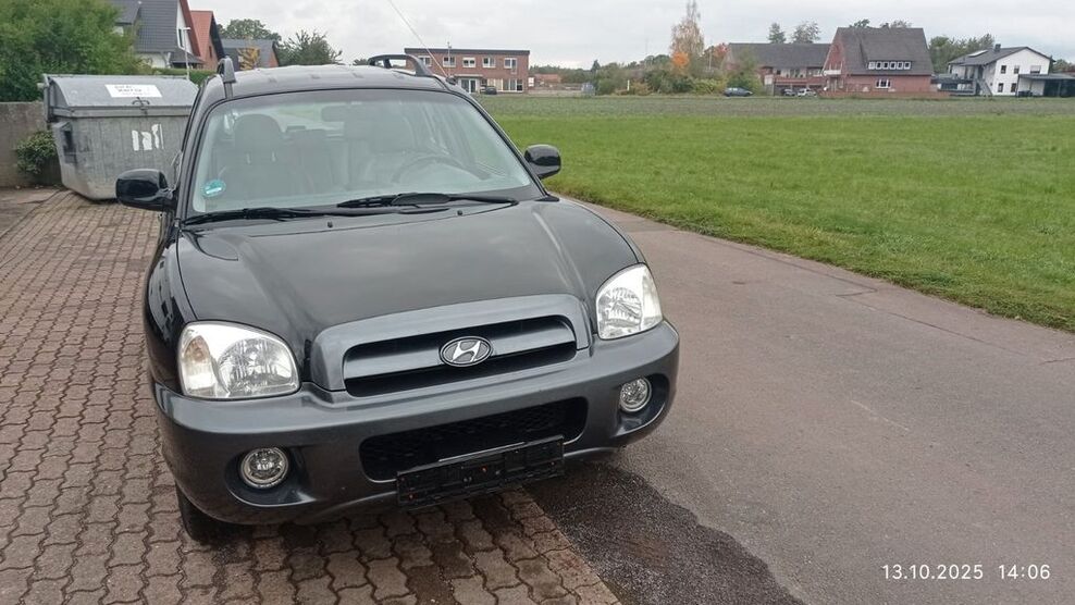 Hyundai SANTA FE 147.000 km 2.000 € Minden 32425