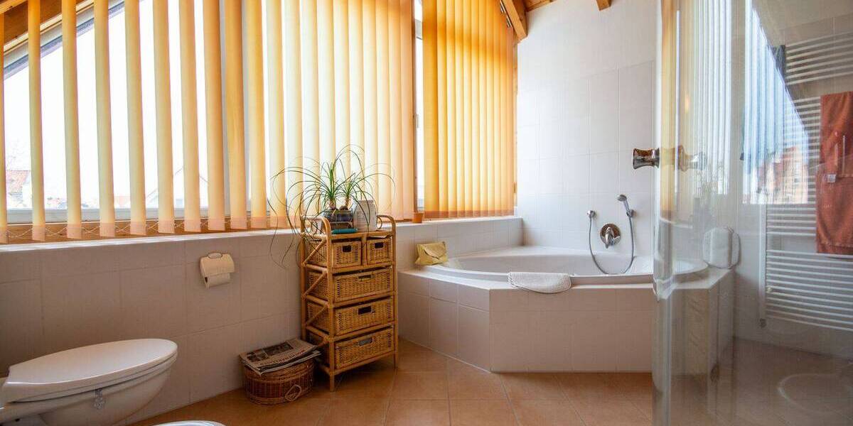 Einfamilienhaus Berngau - 7 Zimmer, 211 m&sup2;, 693.000&euro; | Angebot:25957287