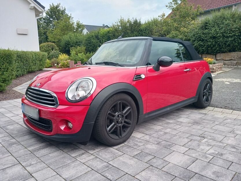 Mini One Cabrio 95.000 km 9.000 € Niederstetten 97996