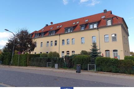 Individuelle DG-GalerieWohnung mit tollem Fernblick in ruhiger Lage!