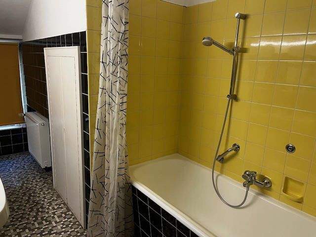 Einfamilienhaus Erwitte - 7 Zimmer, 170 m&sup2;, 290.000&euro; | Angebot:25769960