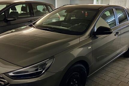 Hyundai i30 58.600 km 15.100 &euro; Friedrichshafen 88048