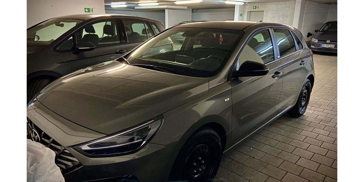 Hyundai i30 58.600 km 15.390 &euro; Friedrichshafen 88048