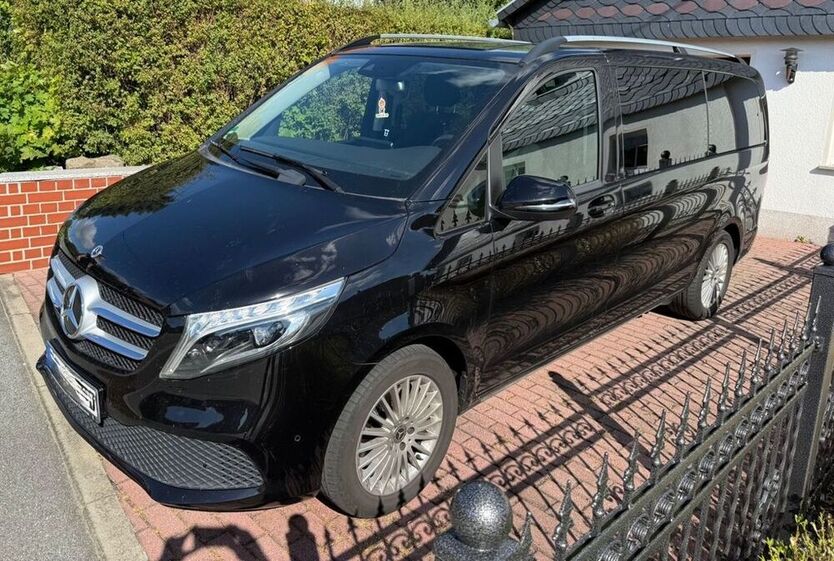 V 220