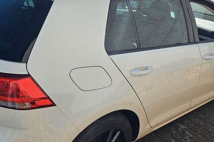 VW Golf 182.000 km 8.300 &euro; München 80799