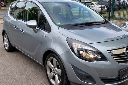Opel Meriva 198.000 km 4.990 &euro; Berlin 12349