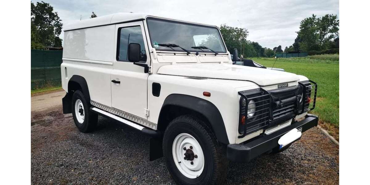 Land Rover Defender 279.000 km 20.900 &euro; Mainz-Kostheim 55246
