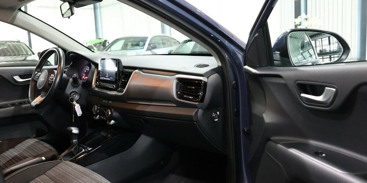 Kia Stonic 1.0 T-GDI DCT VISION AUTOMATIK / LED, AHK 30.000 km 18.777 &euro; Hamm 59077