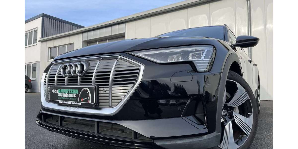 Audi e-tron 28.727 km 29.340 &euro; Marktredwitz 95615