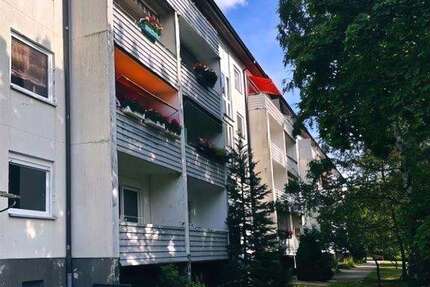 Wohnung Hoyerswerda Neustadt - 3 Zimmer, 58 m&sup2;, 364&euro; | Angebot:27408414