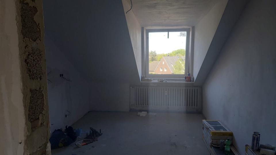 Dachgeschoßwohnung Beckum - 7 Zimmer, 120 m&sup2;, 150.000&euro; | Angebot:26412234
