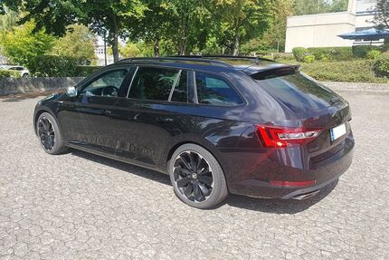 Skoda Superb 117.500 km 23.600 &euro; Koblenz 56072