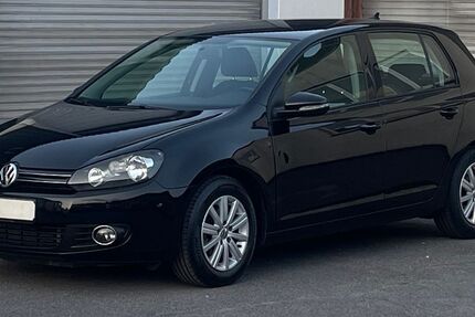 VW Golf 90.000 km 7.850 &euro; Neumünster 24537