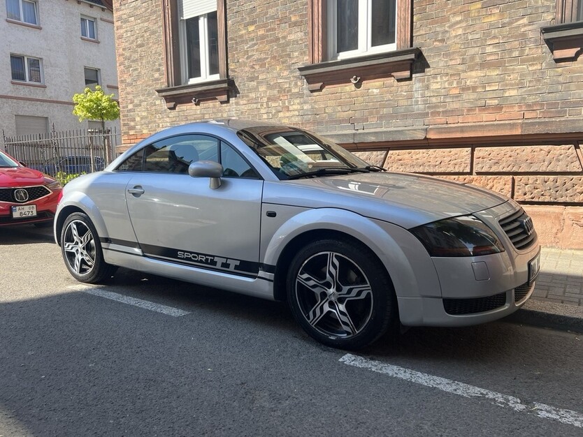Audi TT 8N