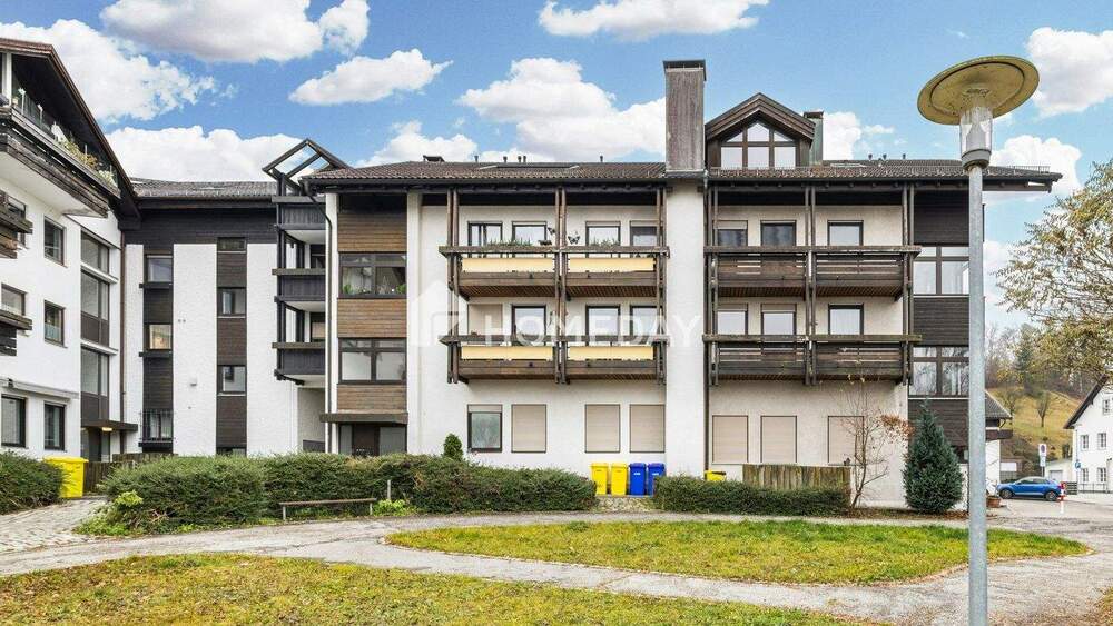 Etagenwohnung Burgkirchen an der Alz (DG) Burgkirchen - 3 Zimmer, 94 m&sup2;, 330.000&euro; | Angebot:25176845