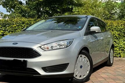 Ford Focus 77.983 km 10.100 € Münster 48157