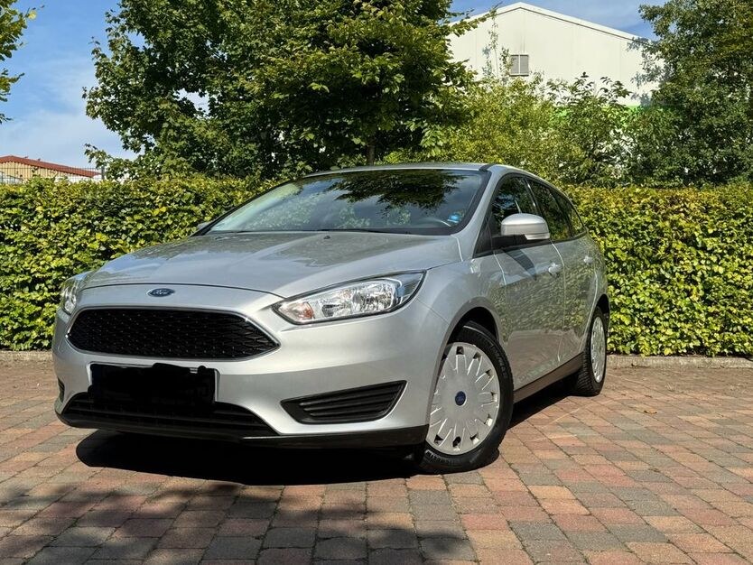 Ford Focus 77.983 km 10.100 € Münster 48157