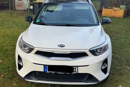 Kia Stonic 85.000 km 12.500 &euro; Hambühren 29313