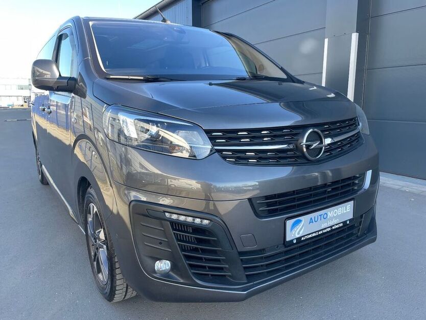 Zafira Life