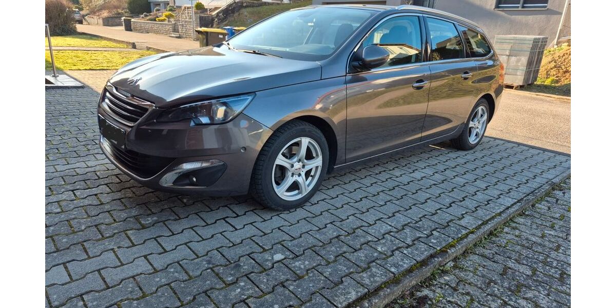 Peugeot 308 216.000 km 4.999 &euro; Königheim 97953